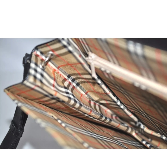 BURBERRY authenticated house check cross-body shoulder bag. - Picture 11 of 13